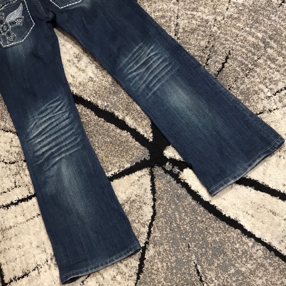 💙 Miss Me Cross Wing Distressed Denim Jean - Picture 13 of 15